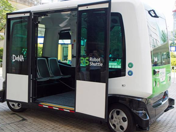 EasyMile推出升級(jí)版EZ10無(wú)人駕駛公交車，可實(shí)現(xiàn)自動(dòng)駕駛和環(huán)境監(jiān)測(cè)功能