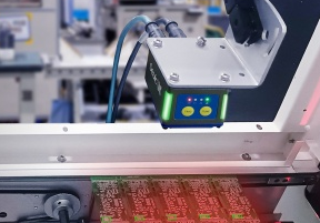 東集X4 AI工業讀碼器無懼鋰電生產環境，穩定讀取各類DPM碼