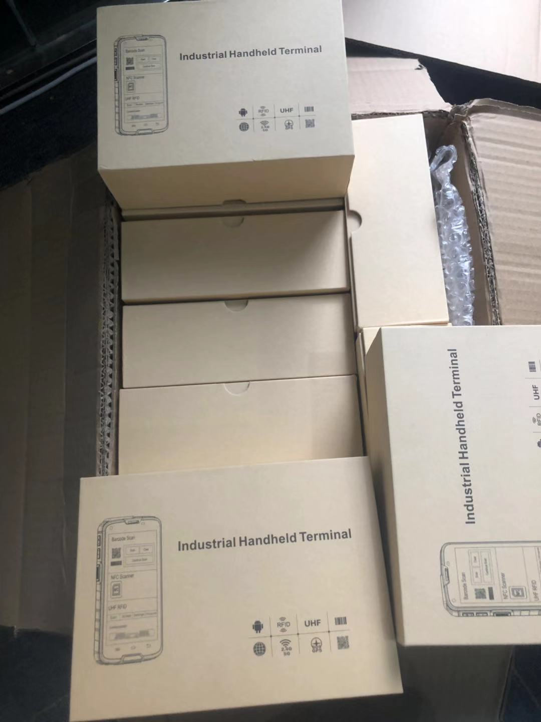 物聯(lián)網(wǎng)安卓智能手持終端IVY-5.jpg 物聯(lián)網(wǎng)安卓智能手持終端IVY-5.jpg