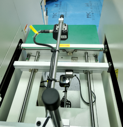 PCB電路板，接駁臺上方 下方組網(wǎng)讀碼，主從機(jī)掃碼.png